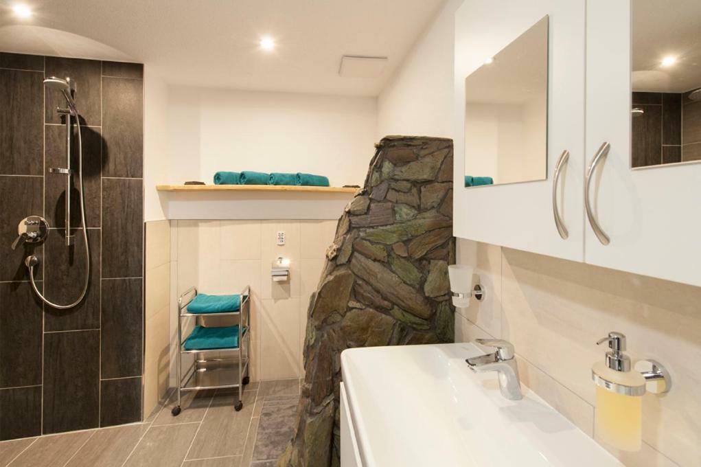 Haus Heiss Apartment Пруц Екстериор снимка