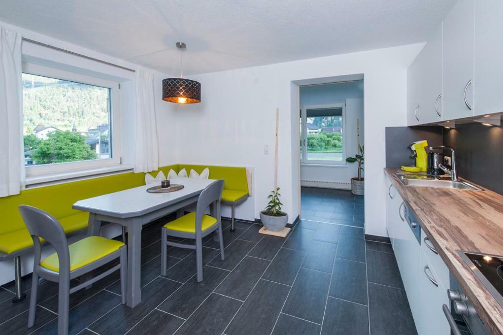Haus Heiss Apartment Пруц Екстериор снимка